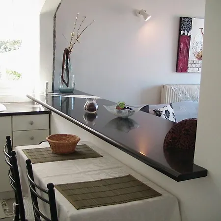 Апартаменты Epicharis *