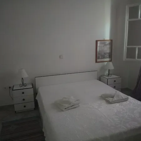 Epicharis * Вати